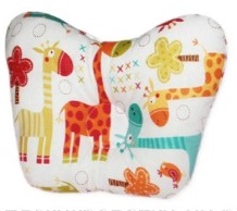 Ортопедическая подушка-бабочка для новорожденного, жирафики, 0-6 мес.